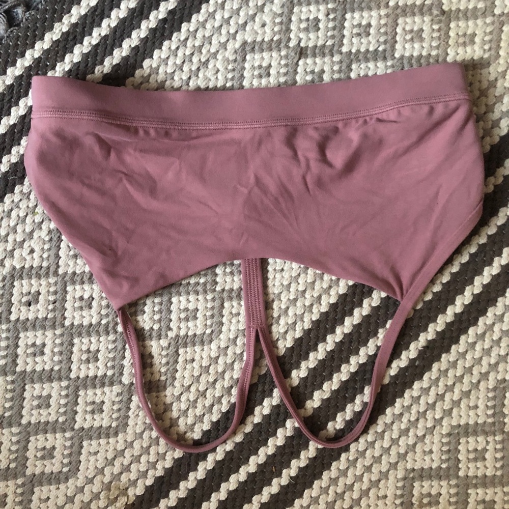 Lululemon bra size 12